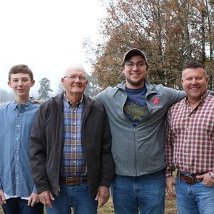 Meet your Posher, Devin